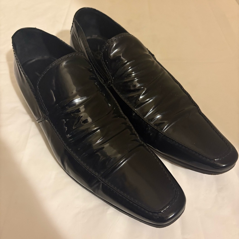 YVES SAINT LAURENT black patent leather loafers